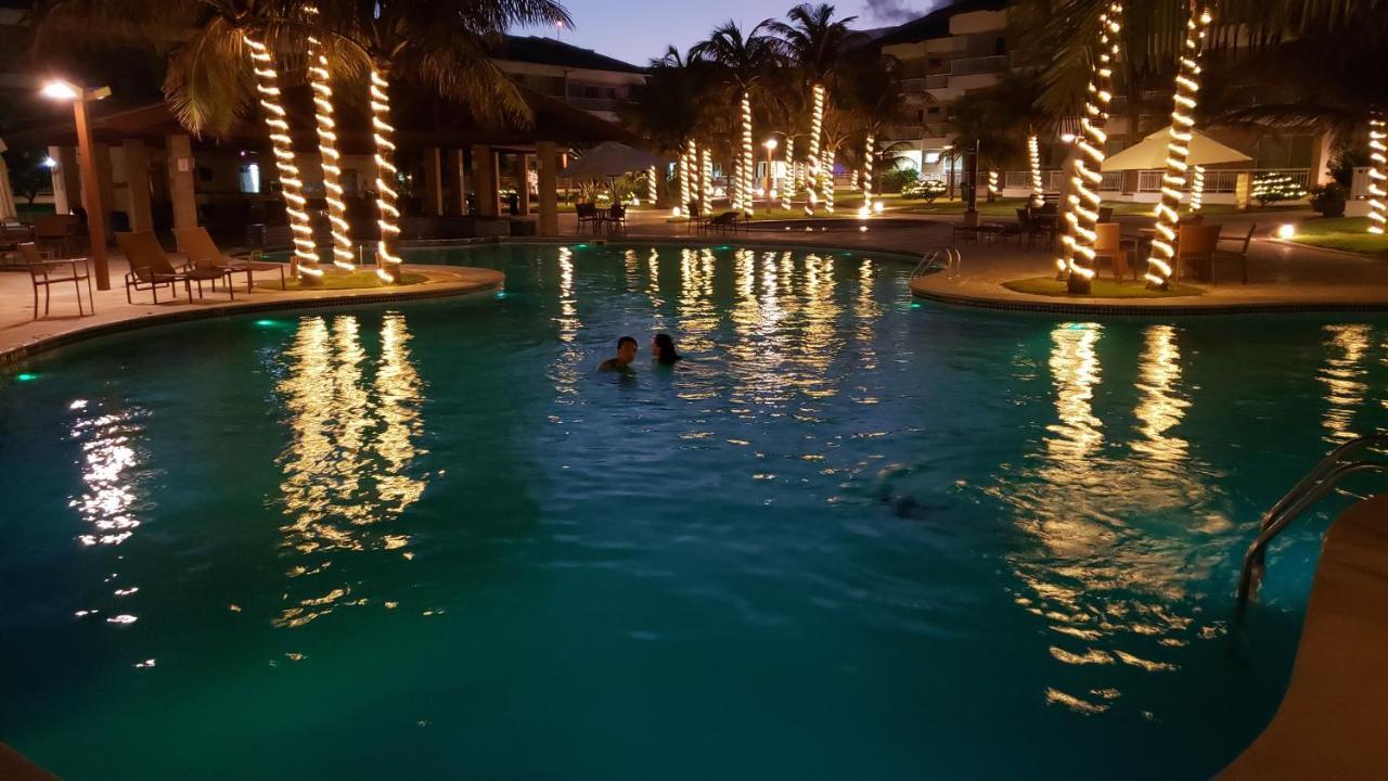 Paraiso Das Dunas - Apartamento A Beira Mar Com Jacuzzi - Proximo Ao Beach Park Aquiraz Buitenkant foto